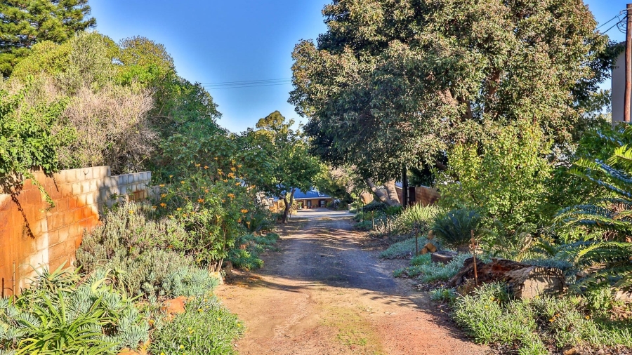 9 Bedroom Property for Sale in Onrus Western Cape